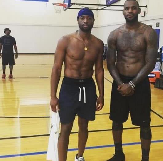 都展现了技 都展现了技