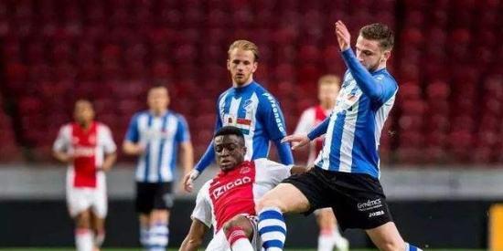 合强调自己 合强调自己