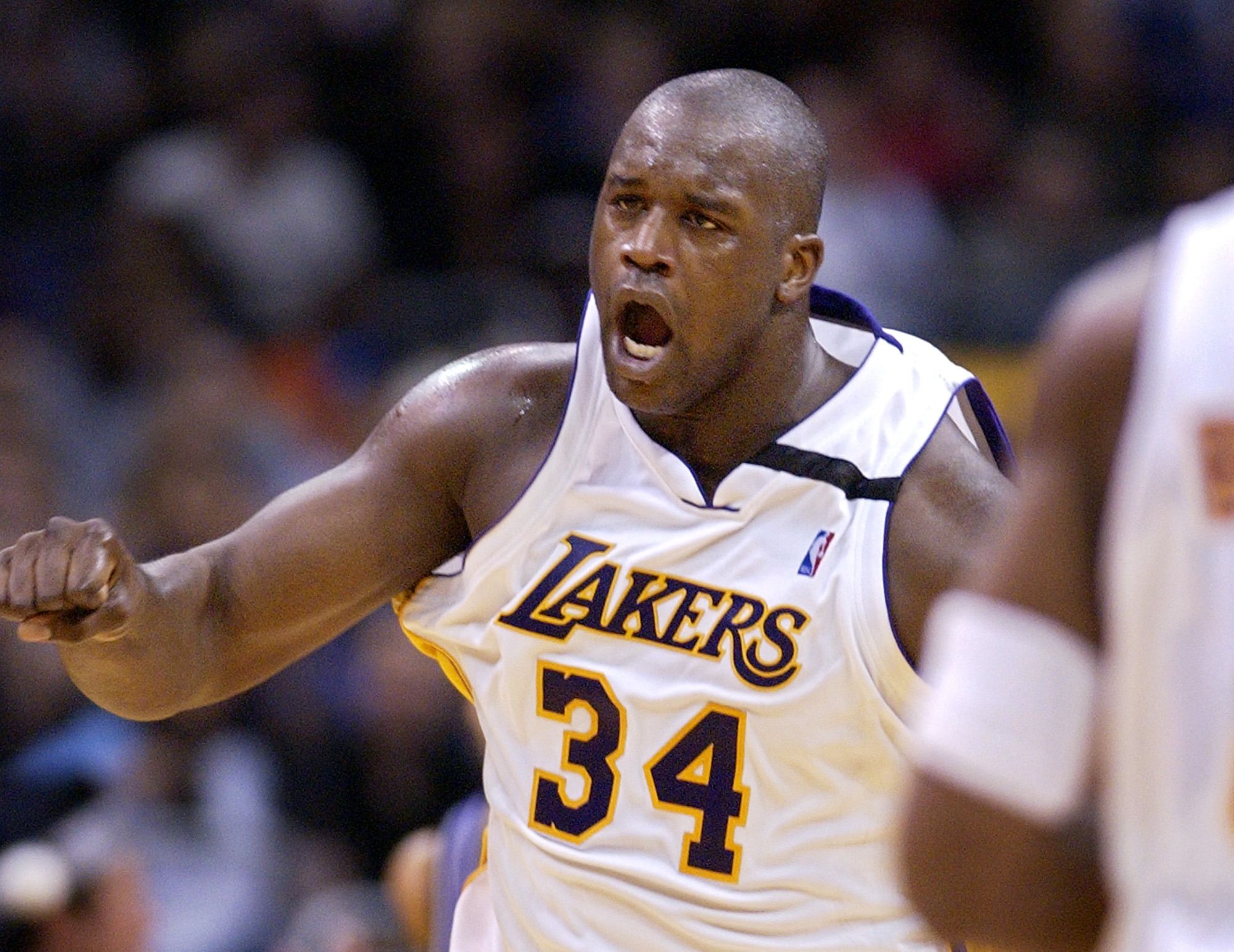 用里夫斯或 用里夫斯或